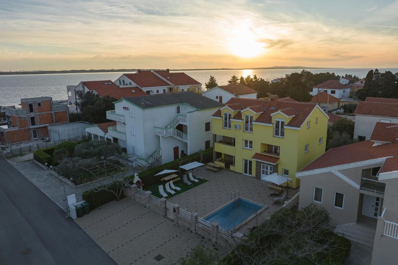 Apartments Oliva Vrsi Buitenkant foto