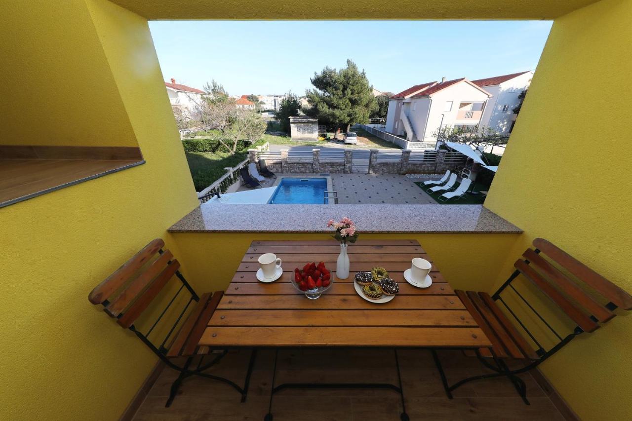 Apartments Oliva Vrsi Buitenkant foto