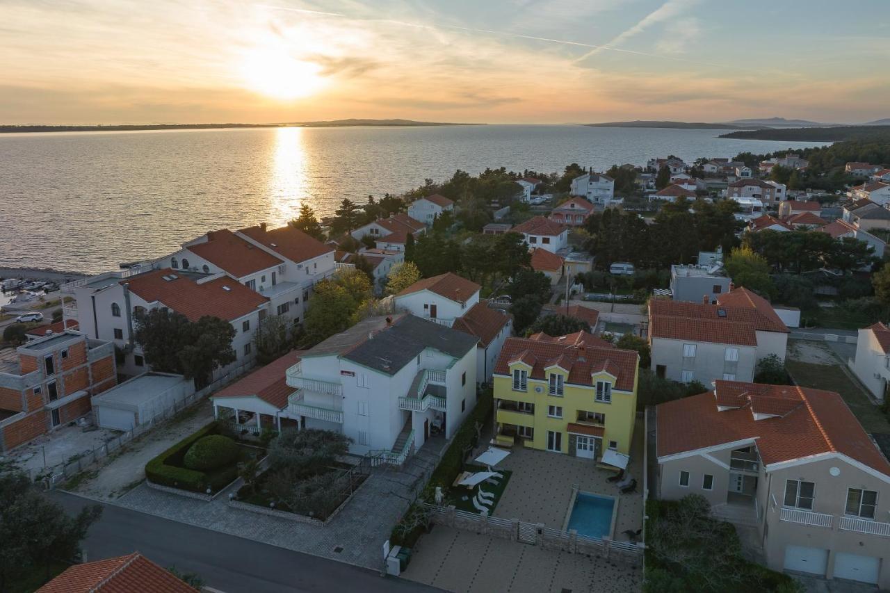 Apartments Oliva Vrsi Buitenkant foto