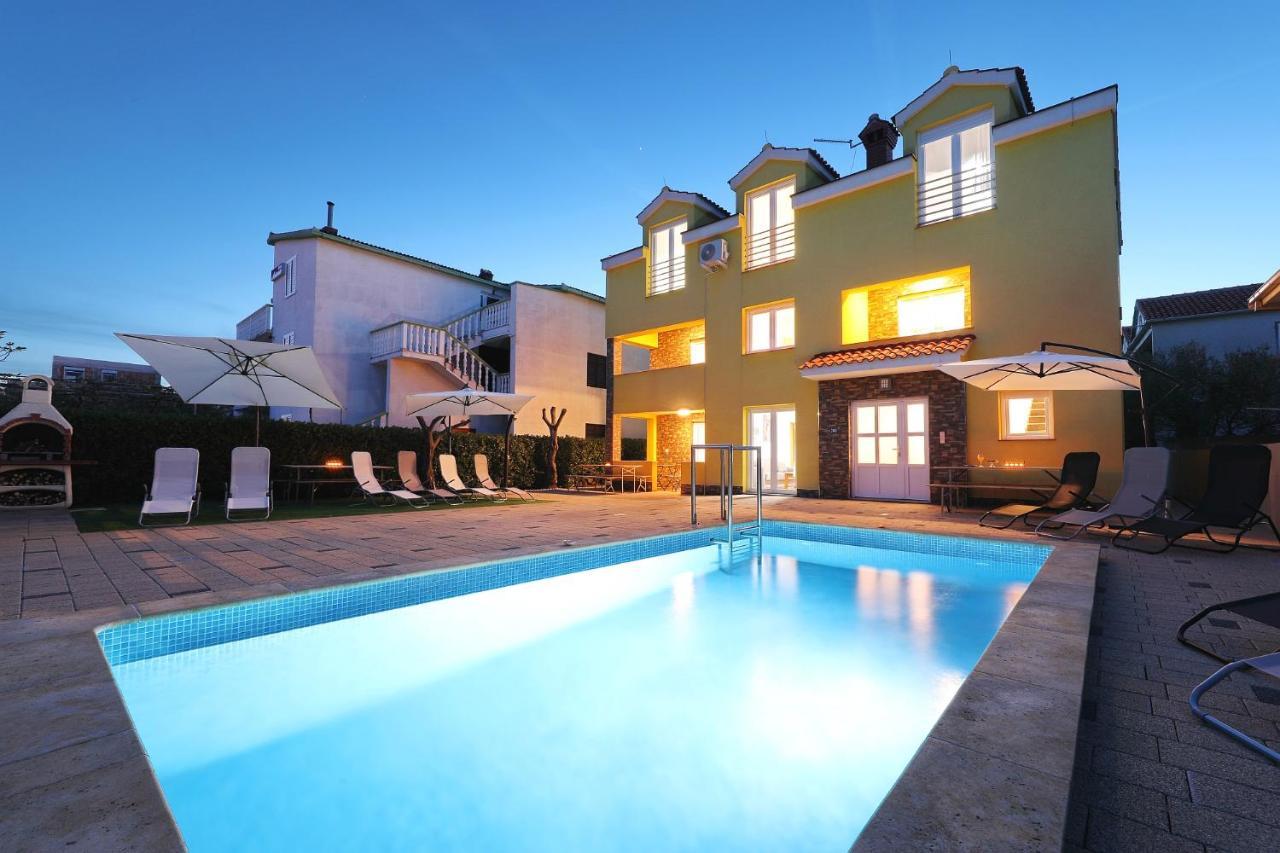 Apartments Oliva Vrsi Buitenkant foto