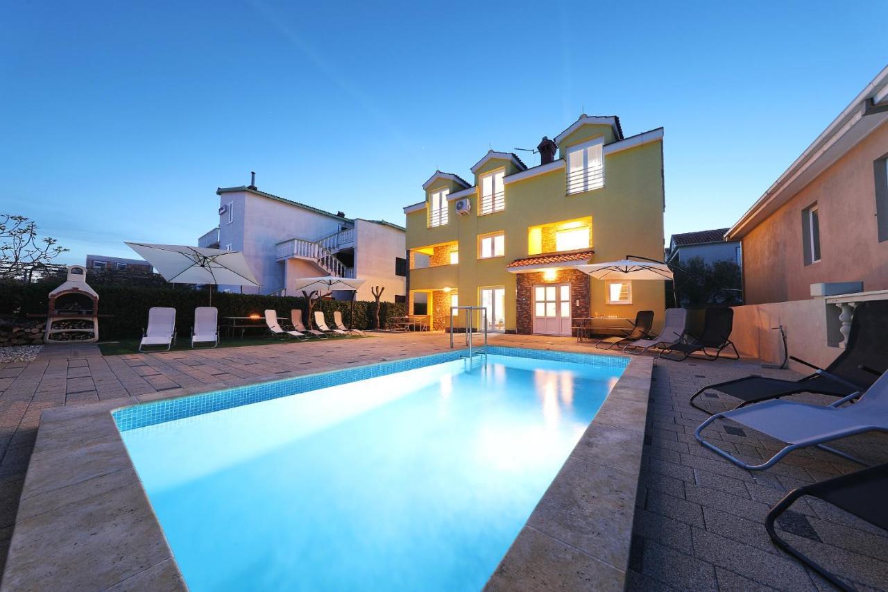 Apartments Oliva Vrsi Buitenkant foto