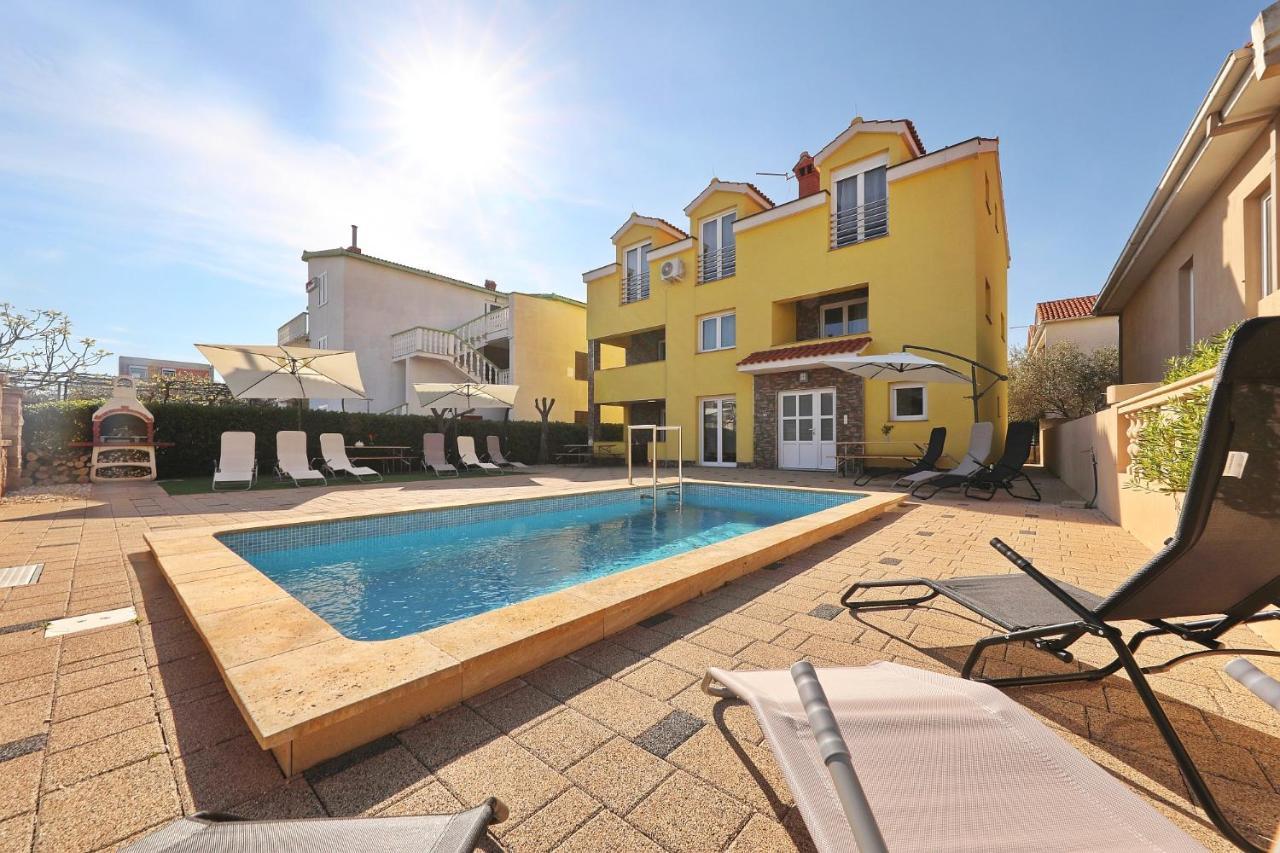 Apartments Oliva Vrsi Buitenkant foto