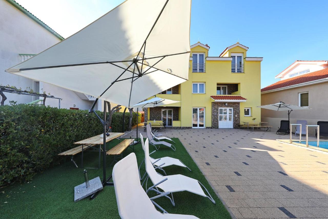 Apartments Oliva Vrsi Buitenkant foto