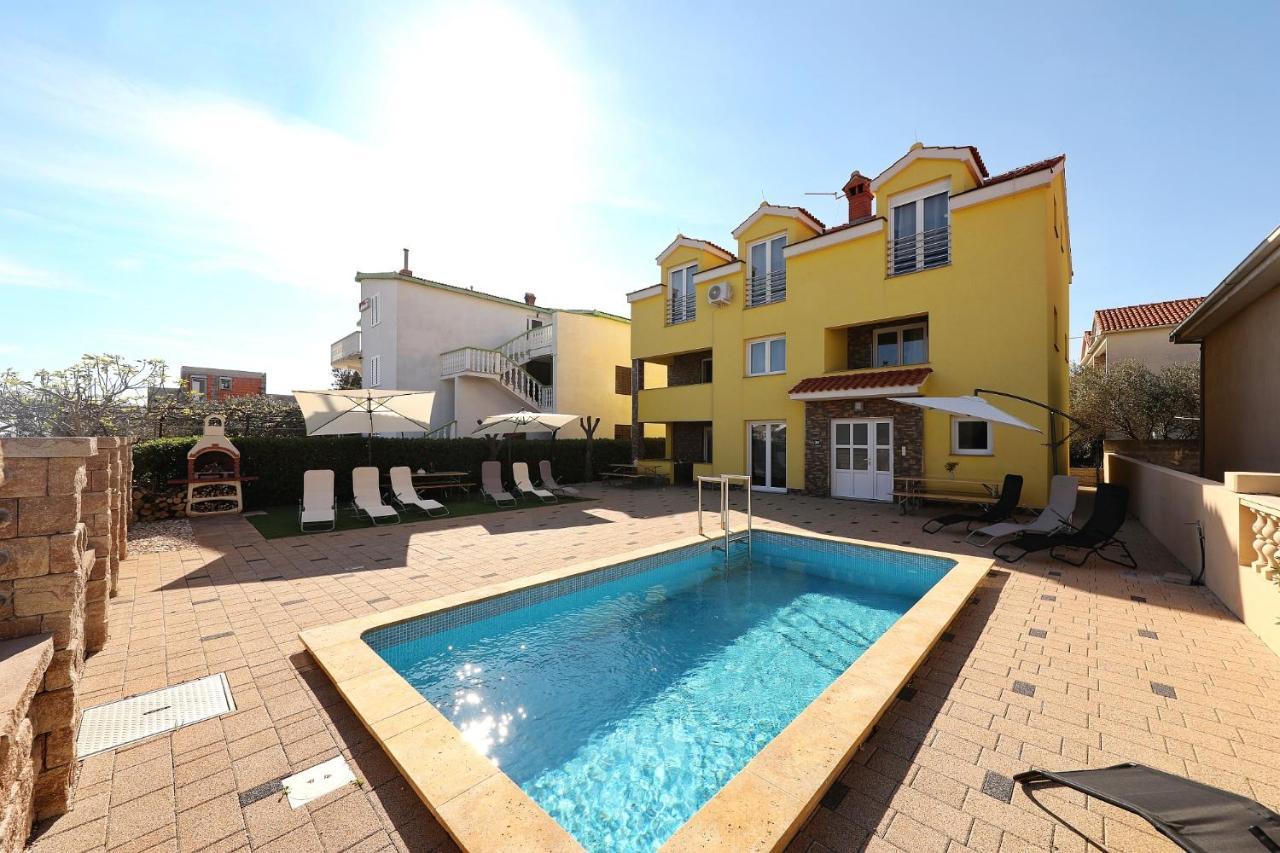 Apartments Oliva Vrsi Buitenkant foto